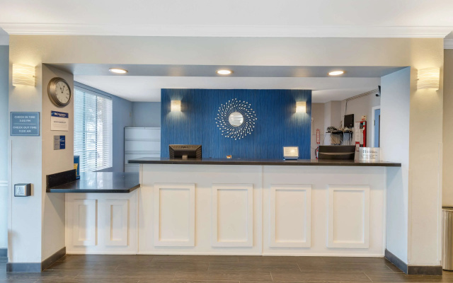 Отель Best Western Visalia