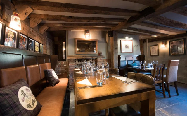 Olde George Inn