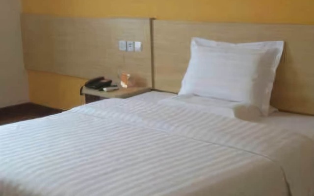 7 Days Inn