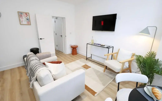 Modern & Cosy 2 Bed Flat in Charming Roath