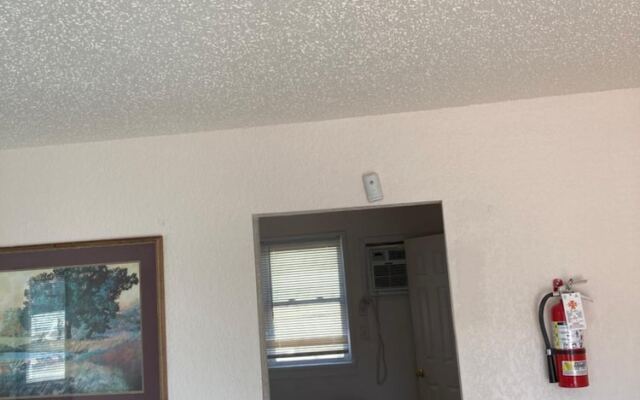Surfside Motel