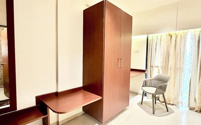 StayBird - Azure Suites Business Hotel