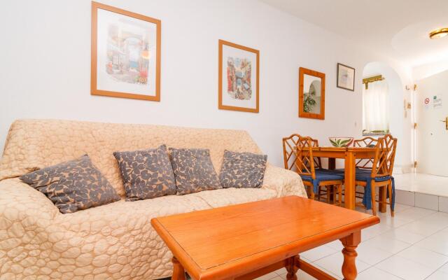 Los Pinos 23 Villas Casasol