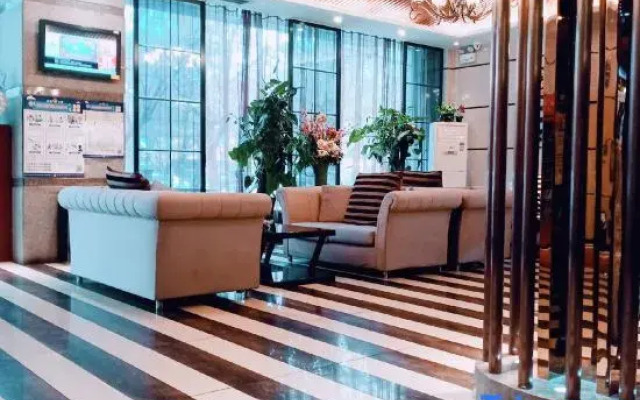 Super 8 Urumqi Yingbin Road