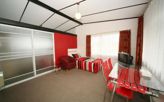 Willowbank Motel