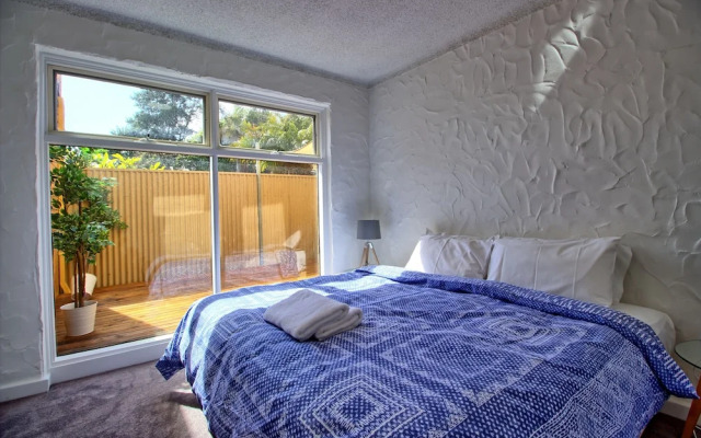 Bayswaterfront Apartments