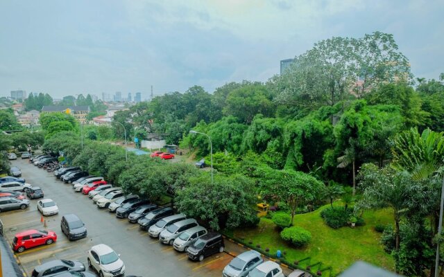 Warm and Homey 2BR Apartment at Kebagusan City