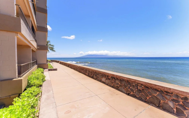 Maui Kai Condos by RedAwning