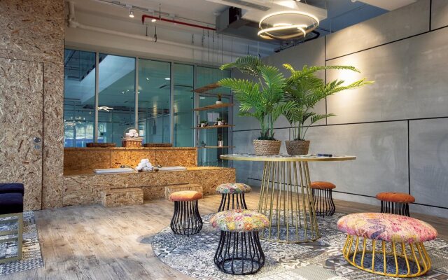 Robusta Suites by mushROOM