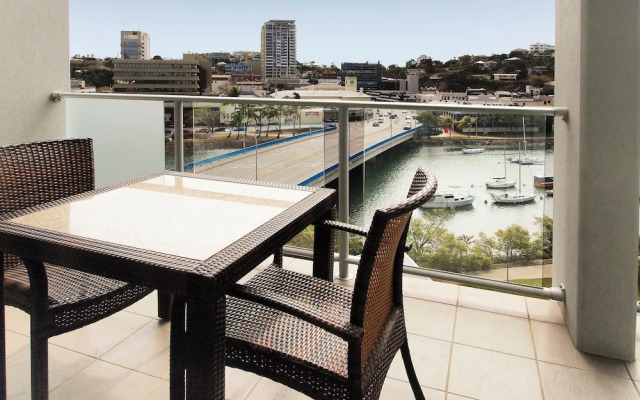 Oaks Townsville Gateway Suites