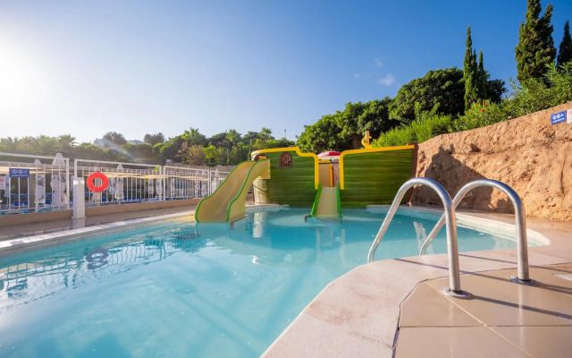 db Seabank Resort and Spa