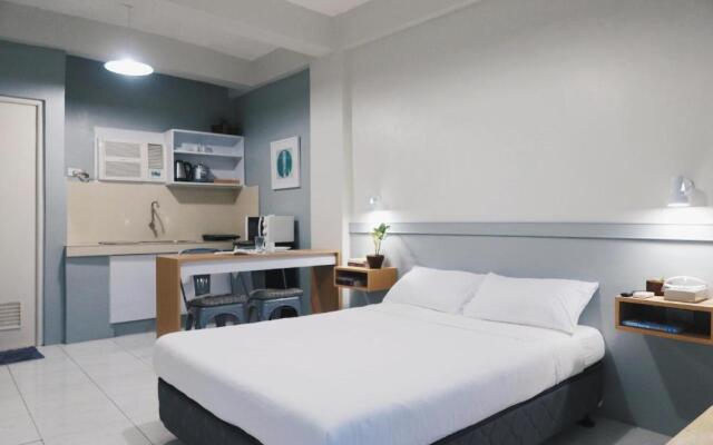 Dragonfly Transient House