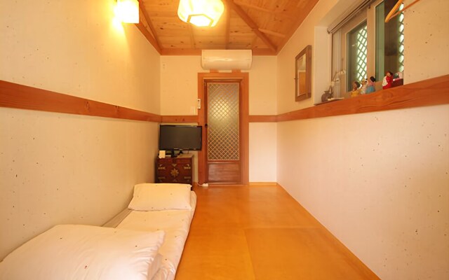 Jeongju With us Pension