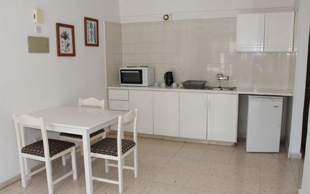 Florea Htl Apts