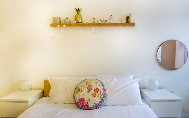 Cosy 1-bedroom Flat in South London