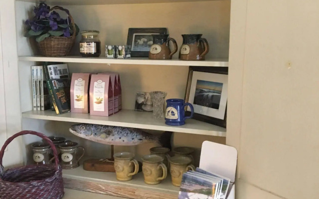 White Swan Inn Bed & Breakfast
