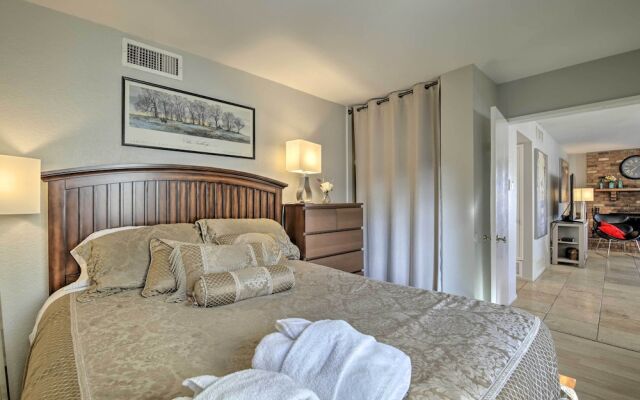 Sun Deck, Hot Tub & Kayak: Lakefront Tempe House