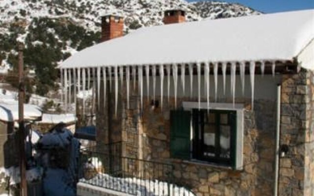 Argoulias Guesthouse