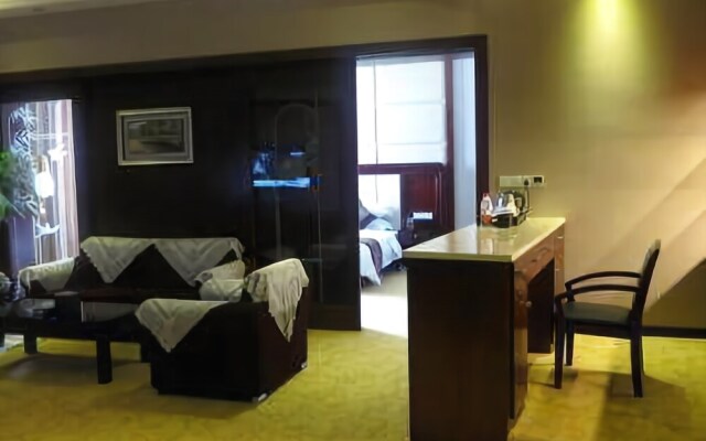 Huatai Hotel
