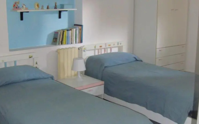 Villetta tra mare e ulivi