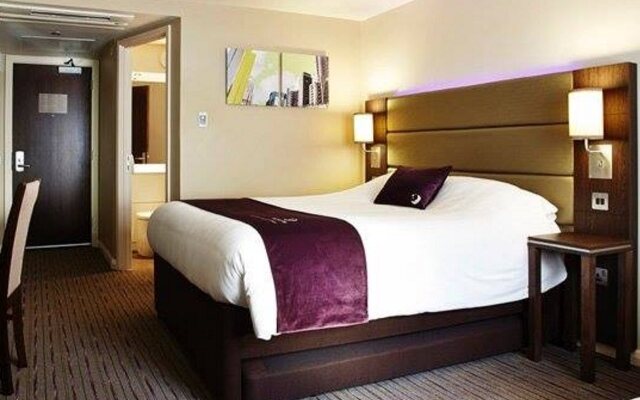 Premier Inn Edinburgh City Centre(York Place)