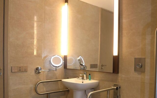 Skylight In-Terminal Hotel