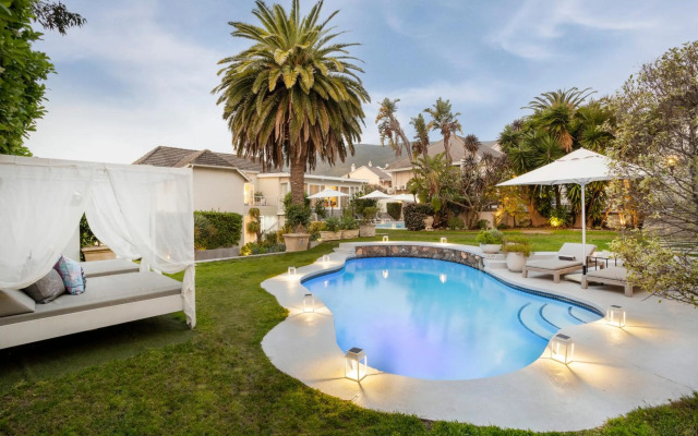 The Clarendon - Fresnaye