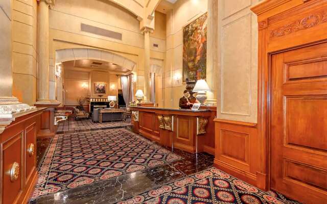 Boutique Suites Vancouver