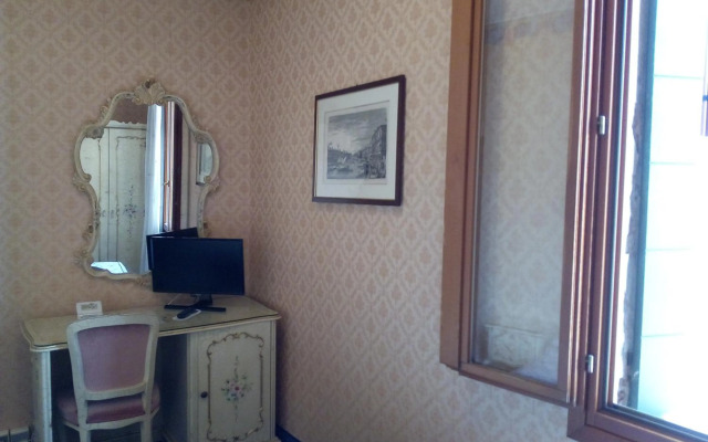 Hotel Diana