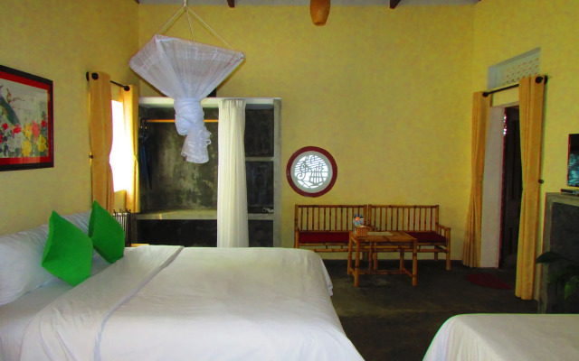 Red Flower Cottages Homestay