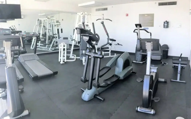 Le Marina Bay 503 - Condo 5 People, Sunny Isles