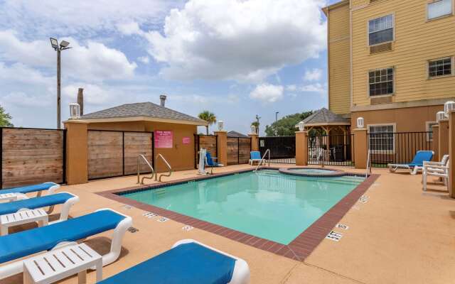 MainStay Suites Port Arthur - Beaumont South