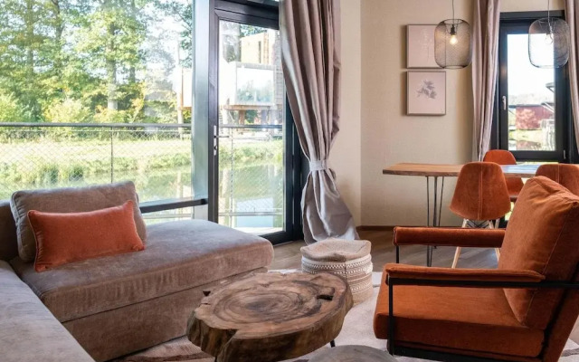 Luxurious Nature Escape