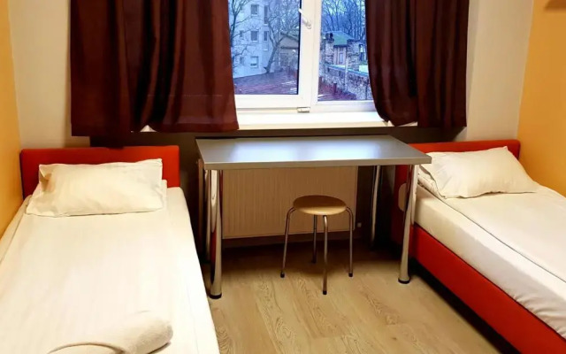 Bridge Hotel