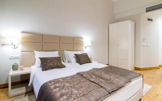 Lanterna Rooms City Center