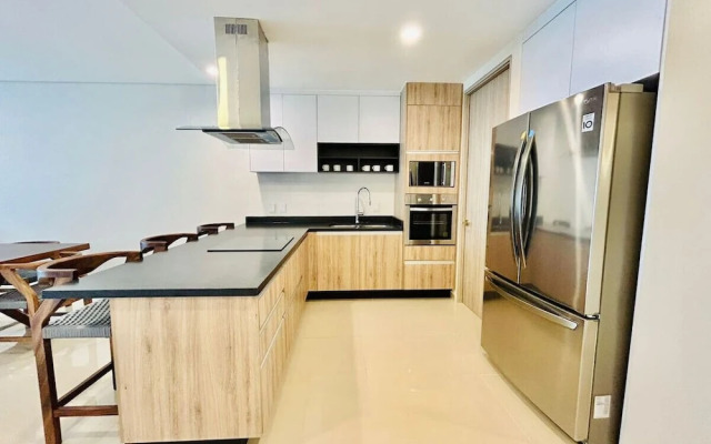 Torre Eleve Apartments