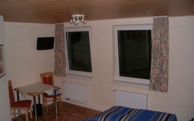 Pension & Gaststätte Zum Waldfrieden