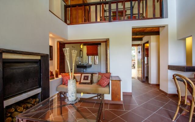 Blue Mountain Luxury Lodge