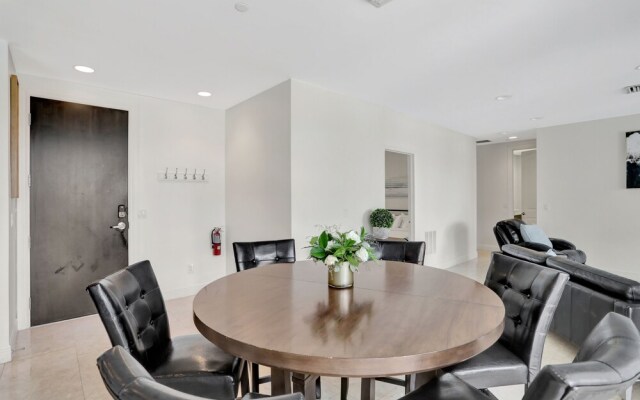 Deerfield Condo Suites by Opus