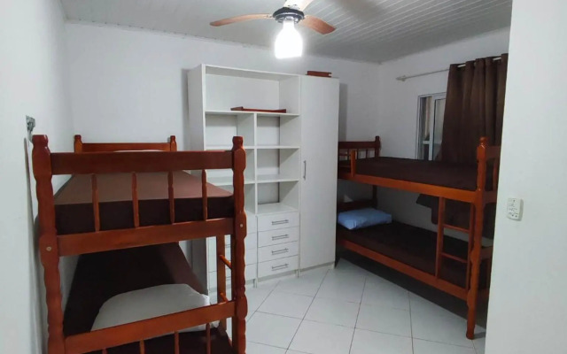 Apartamento Coqueiros A 1 Quadra Do Mar