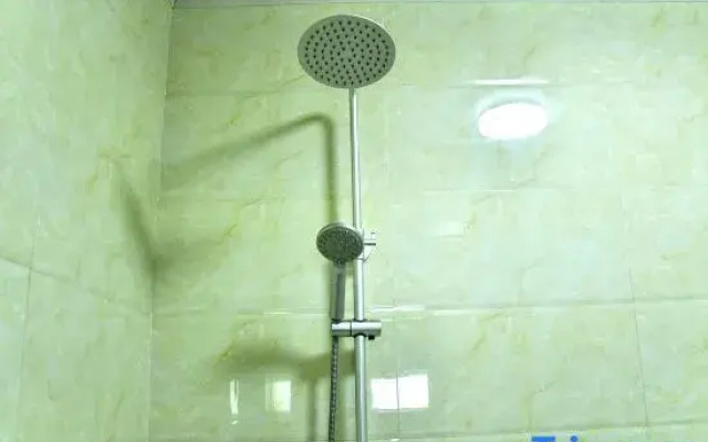 Yipin Zuge Hotel