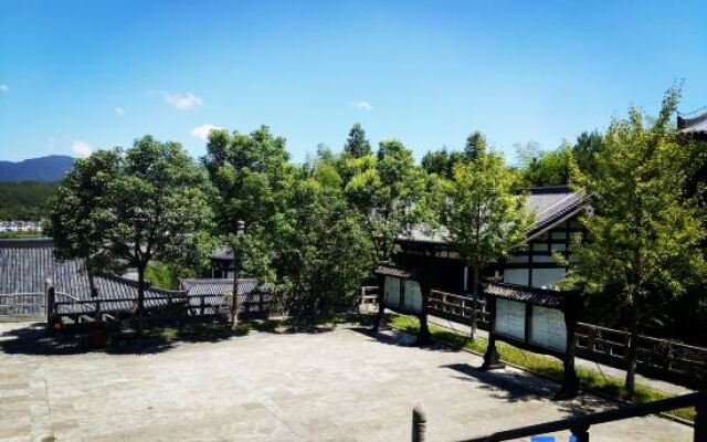 yi xian hong cun Yue han bo Inn