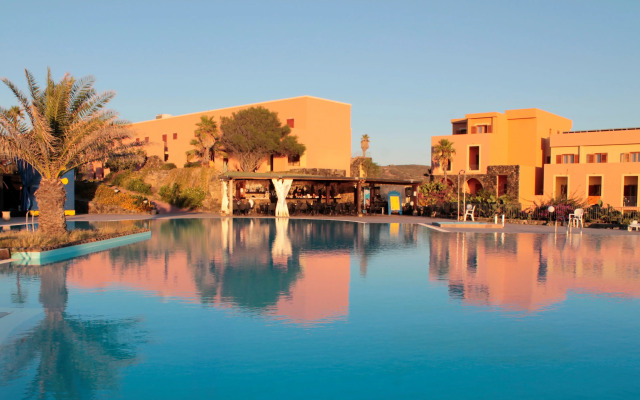 Suvaki Resort