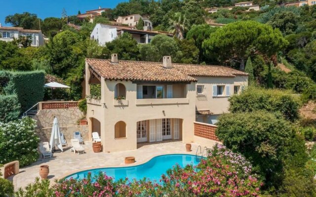 4-Star Private Villa with Pool and Panoramic Sea View at Gulf de Saint Tropez