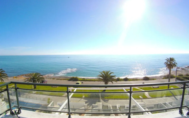 Apartamentos LA PARRETA PRIMERA LÍNEA