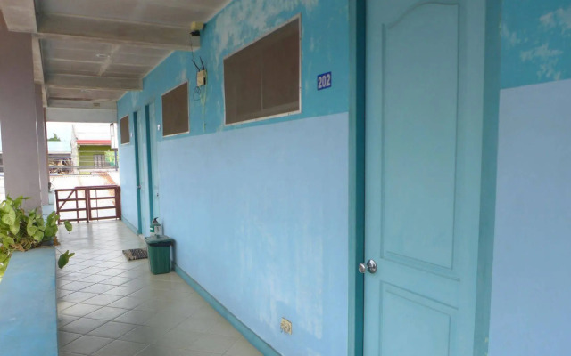 Rozen Suites Malakas