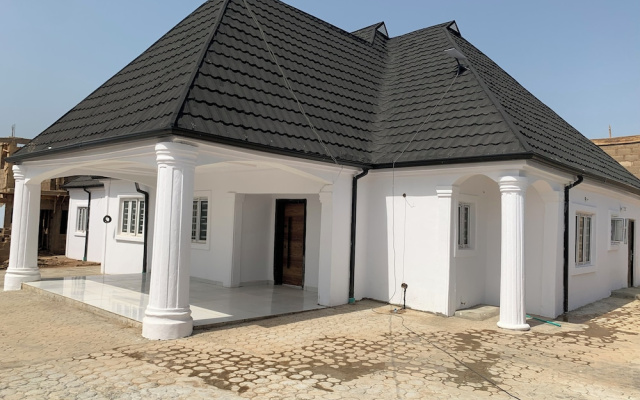 Umbrella Properties Hotel Moniya