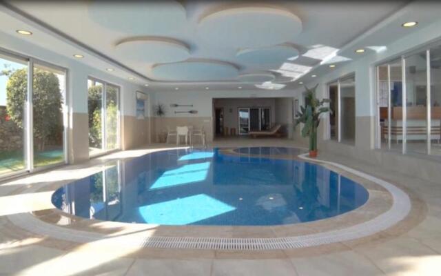 4 N Suite 2