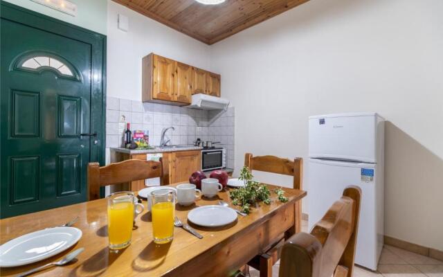 Apostolos Apartment 5