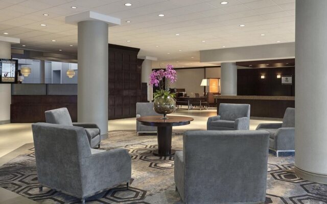 Sheraton Vancouver Guildford Hotel